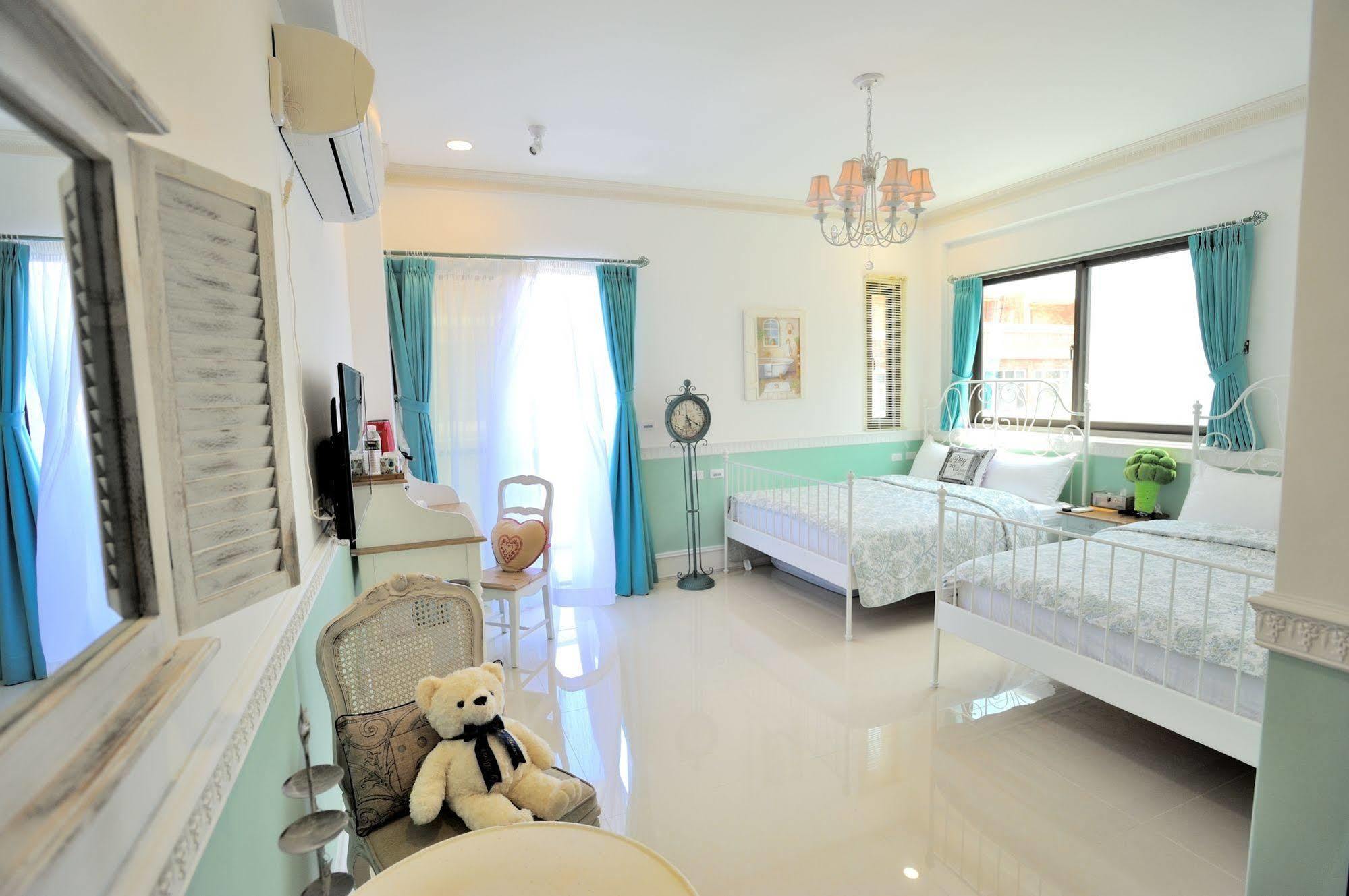 French Cotton Candy Hualien City Exterior photo